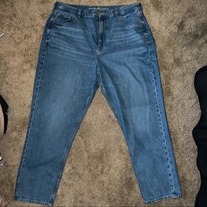 American Eagle Mom Jeans